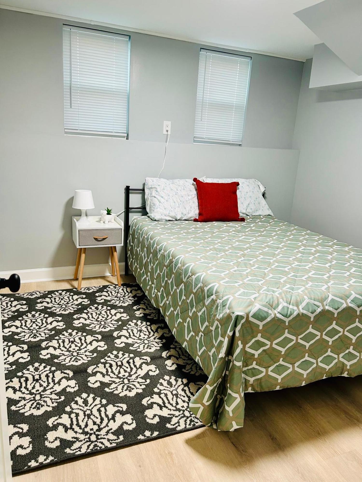 Comfy Lower Lvl Apt With Jetted Tub Near Uptown And Unc Charlotte Extérieur photo